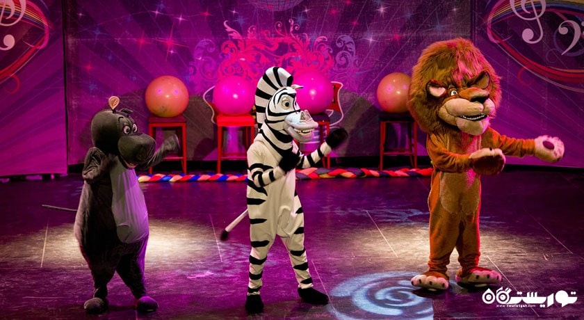 اجرای نمایش مخصوص کودکان